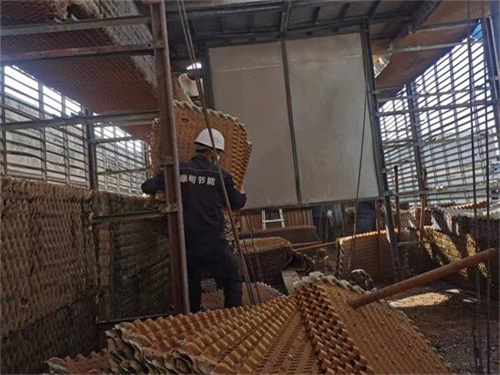 玻璃鋼冷卻塔填料的結垢清潔技巧,玻璃鋼冷卻塔填料托架價格