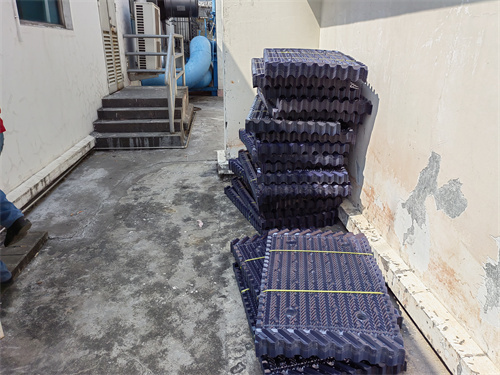 淺談冷卻塔的水溫變化對(duì)制冷機(jī)組的影響,冷卻塔水溫與環(huán)境溫度差多少