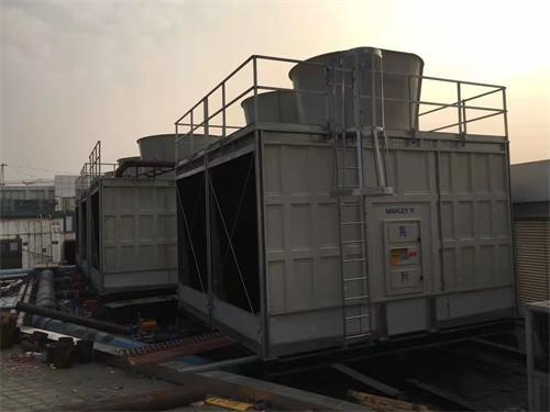 不銹鋼冷卻塔--玻璃鋼冷卻塔的應(yīng)用(河南高溫工業(yè)型玻璃鋼冷卻塔定制)