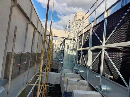 冷卻塔雙曲線內(nèi)部(冷卻塔內(nèi)部圖片)